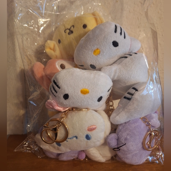 Saniro Plush Keychain Set Of 12 - Picture 2 of 2